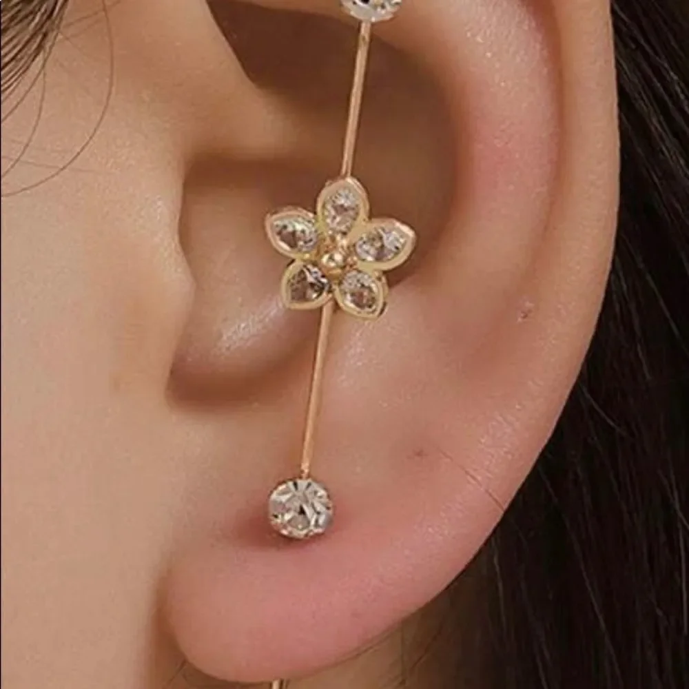 1 Piece Flower Ear Decoration